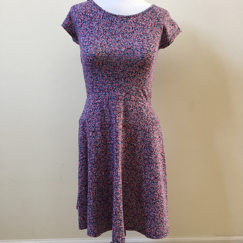 NWOT Cross Back Floral Dress
